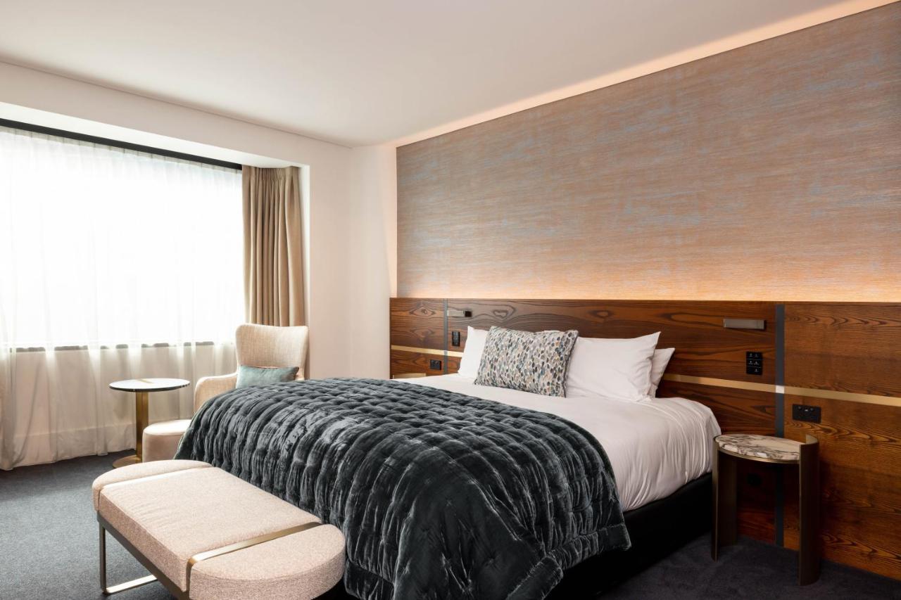 Horizon By Skycity Auckland Exteriör bild A bedroom at The Hari