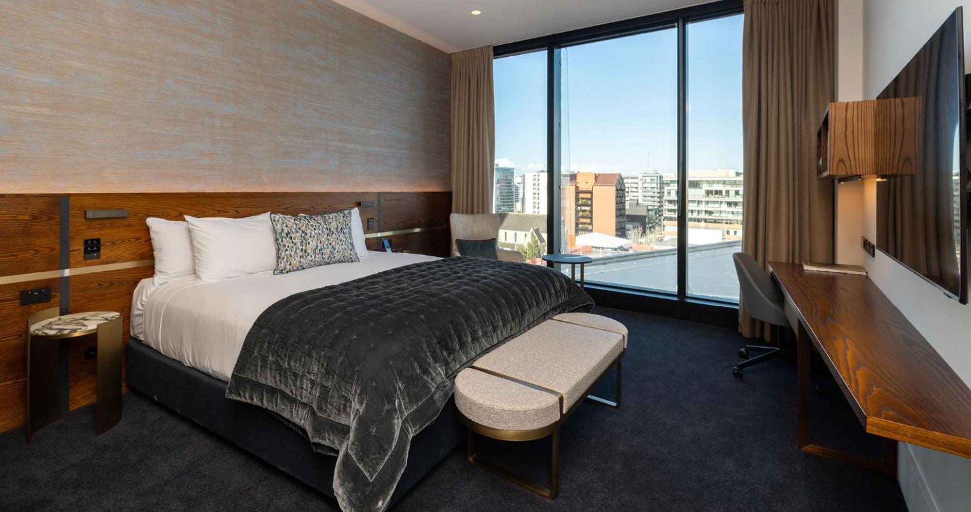 Horizon By Skycity Auckland Exteriör bild A bedroom at the hotel