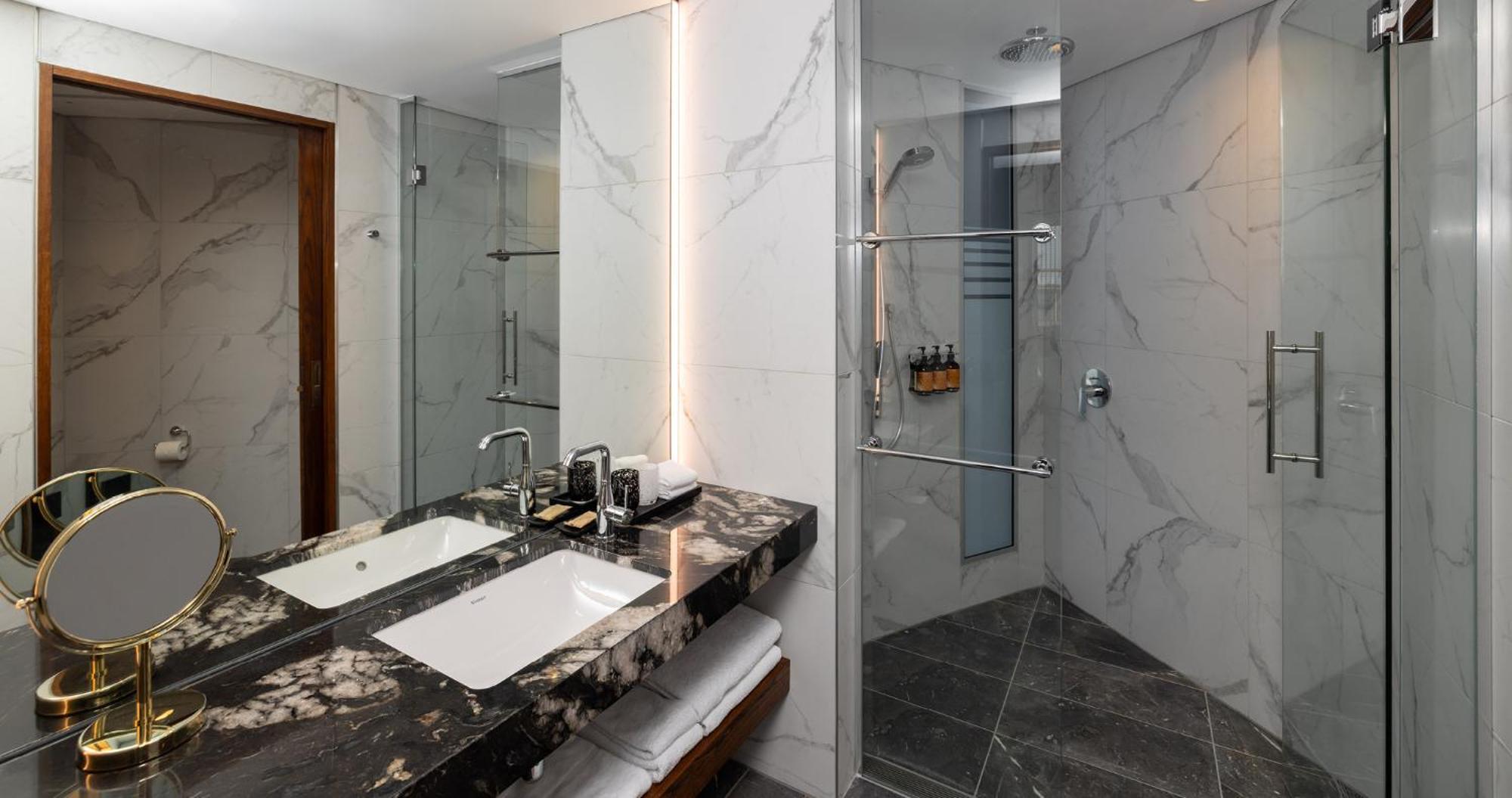 Horizon By Skycity Auckland Exteriör bild Bathroom