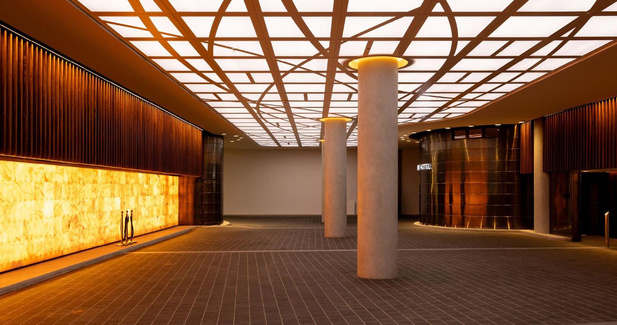 Horizon By Skycity Auckland Exteriör bild The lobby of the hotel